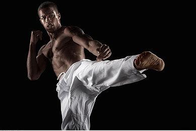 战术潜行《疯狂之石》明年1月28日发售 支持试玩